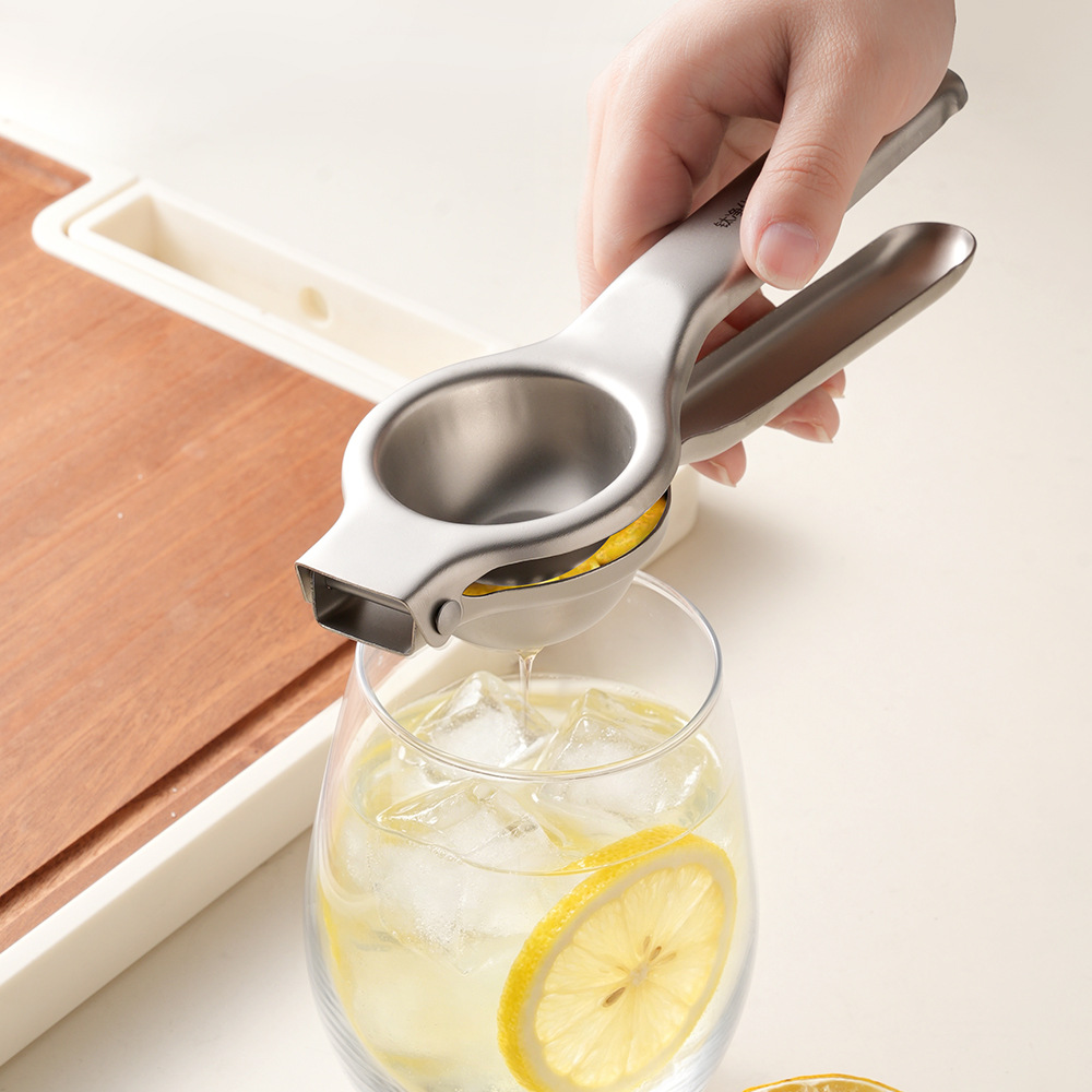 Wyżymacz do cytryn ze stali ni – Manual Garlic Press recenzja i cena