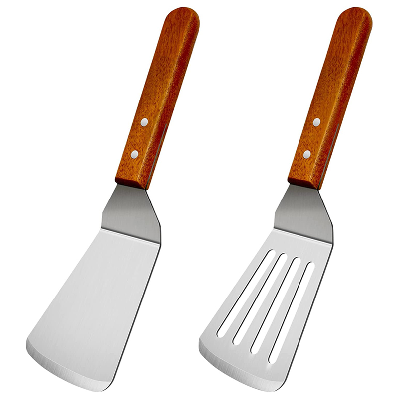 Metalowe szpatułki do odlewane – Cast Iron Skillet recenzja i cena